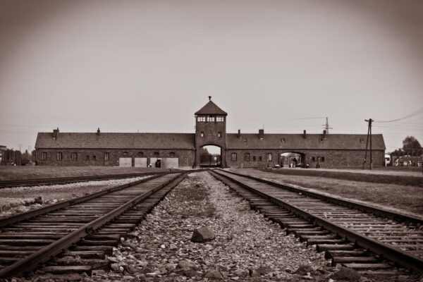 histoire d'auschwitz